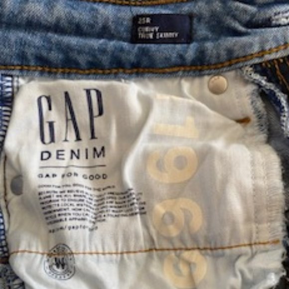 Women's Gap Distressed Jeans, Curvy, True Skinny, Size 25R - Picture 3 of 4